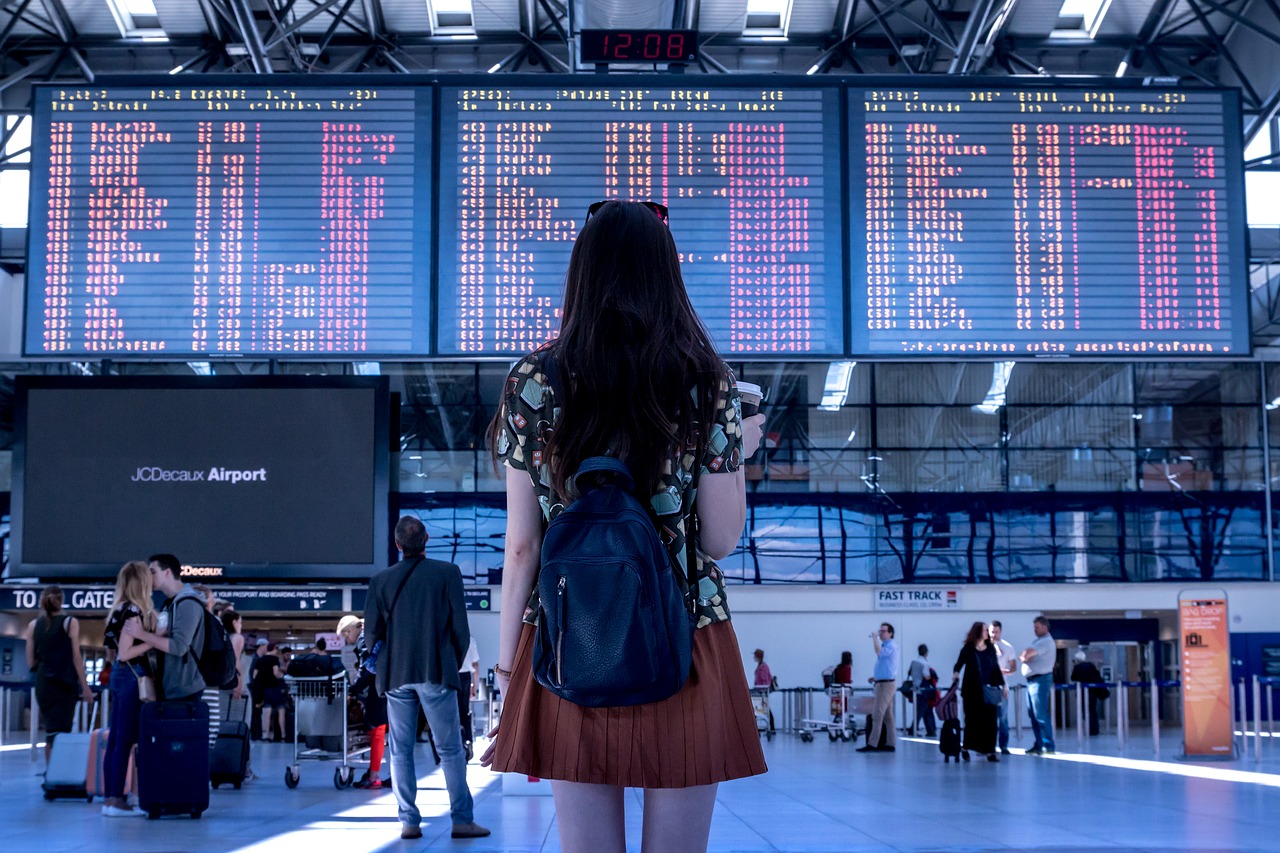 L’Ultima tendenza per volare risparmiando è prenotare su più linee